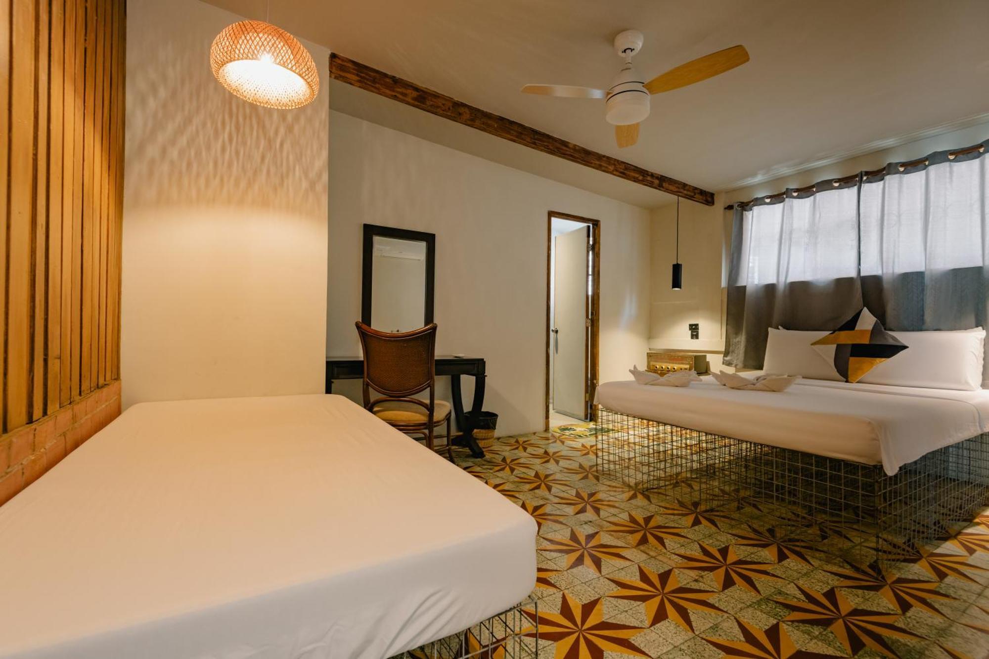 The Flying Fish Hostel Себу Экстерьер фото